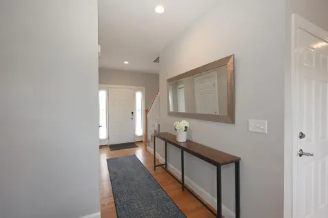 142 Brookview Drive Hooksett NH 03106