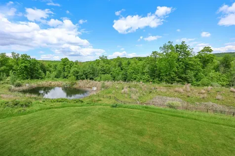142 Brookview Drive Hooksett NH 03106