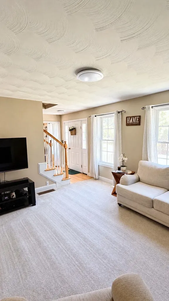 54 Chase Road Londonderry NH 03053