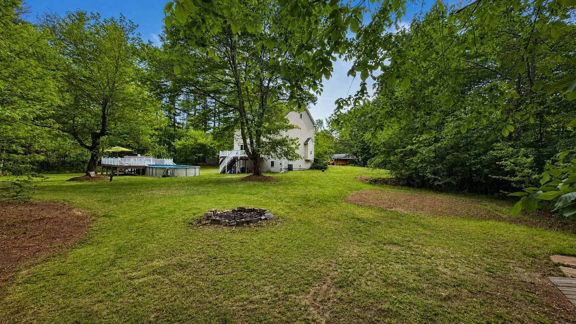 54 Chase Road Londonderry NH 03053