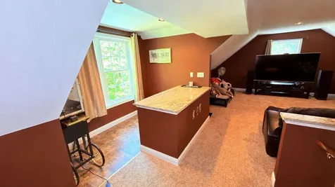 54 Chase Road Londonderry NH 03053