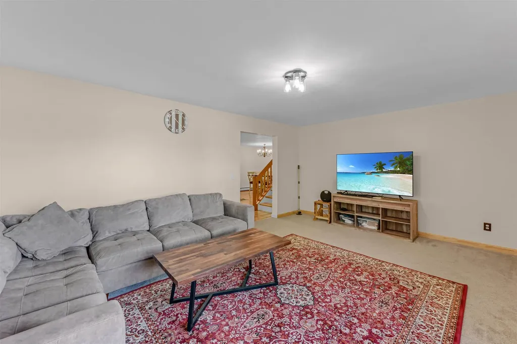 1404 Brand Farm Drive South Burlington VT 05403