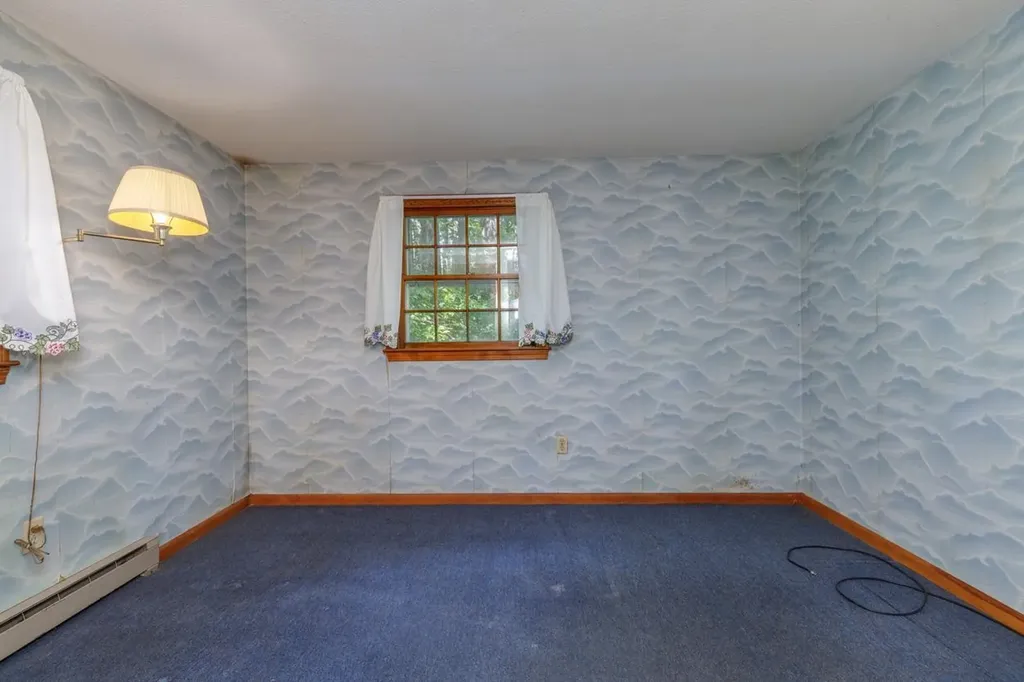 3 Madison Avenue Pelham NH 03076