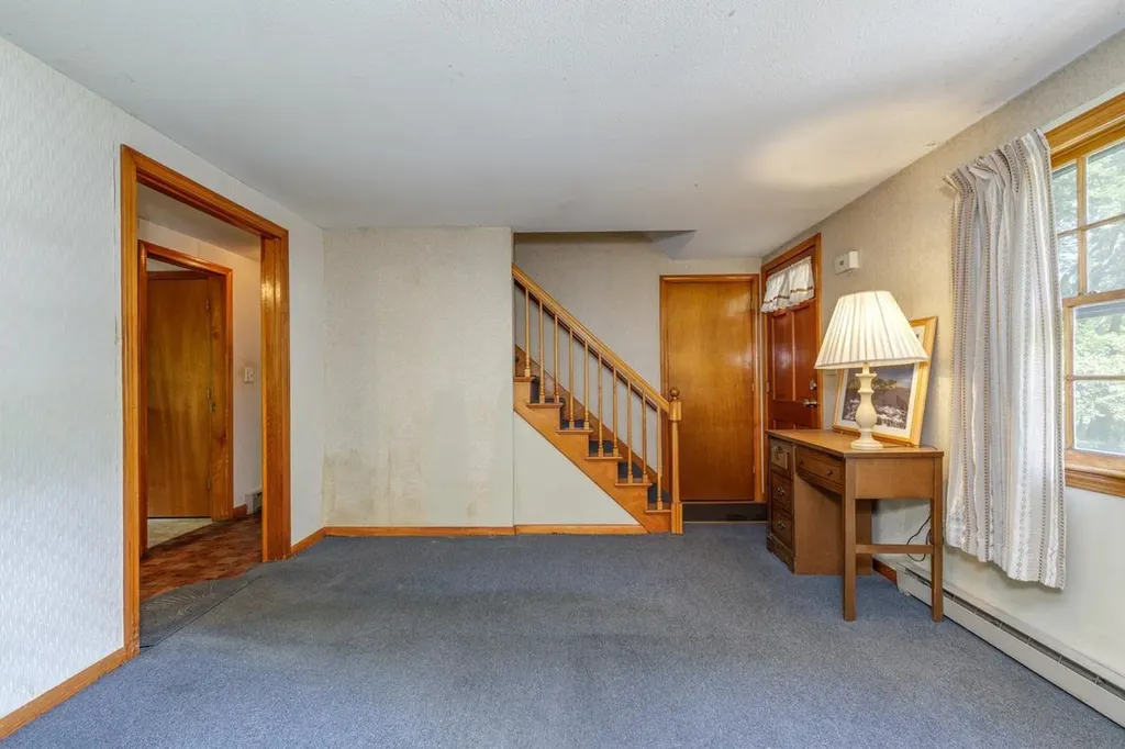 3 Madison Avenue Pelham NH 03076