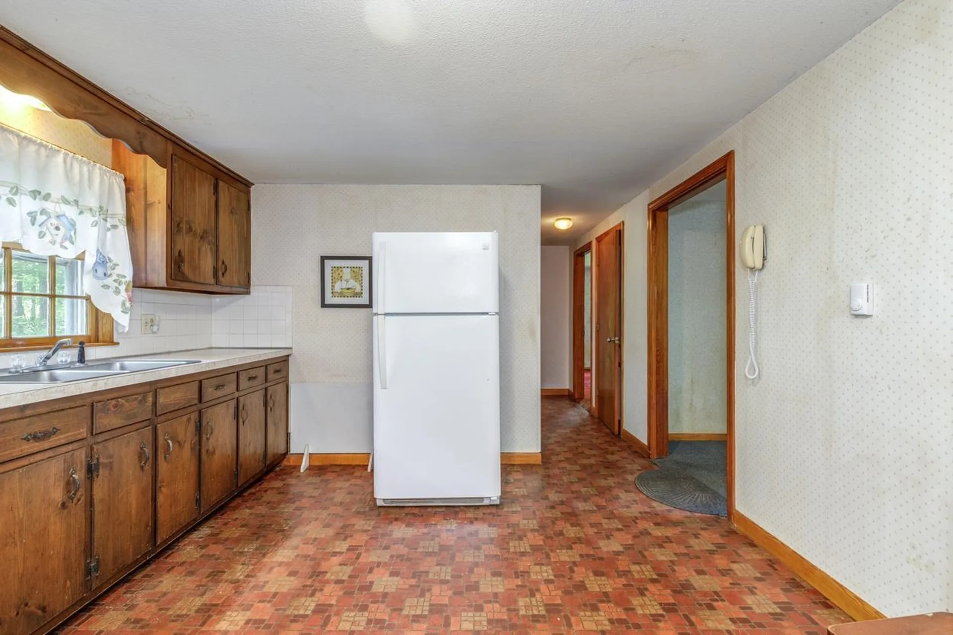 3 Madison Avenue Pelham NH 03076