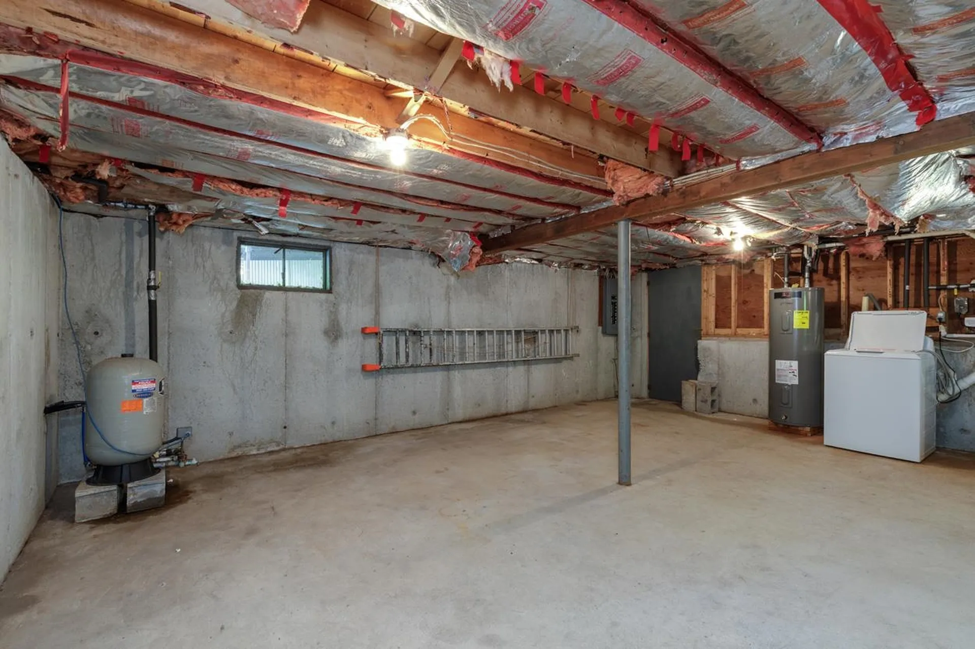 3 Madison Avenue Pelham NH 03076