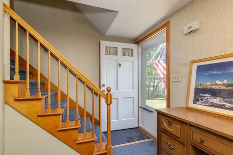 3 Madison Avenue Pelham NH 03076