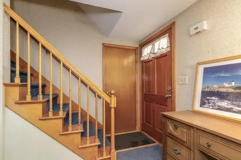 3 Madison Avenue Pelham NH 03076