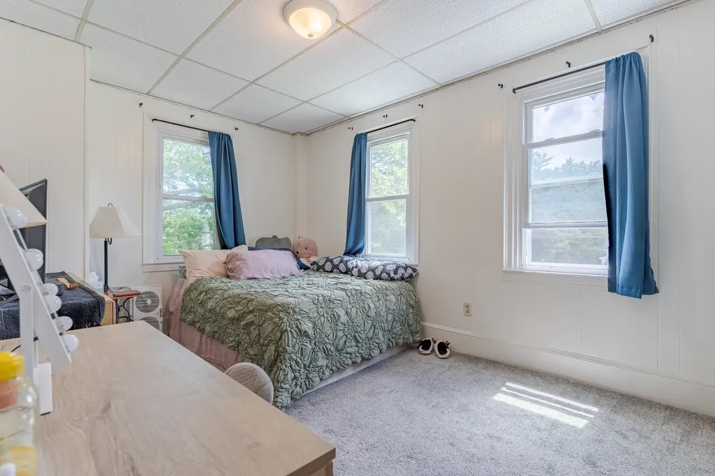 484 Silver Street Rollinsford NH 03869