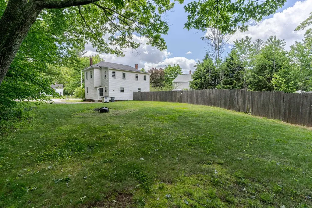 484 Silver Street Rollinsford NH 03869