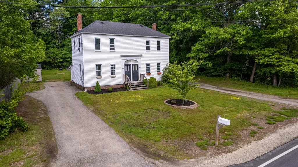 484 Silver Street Rollinsford NH 03869