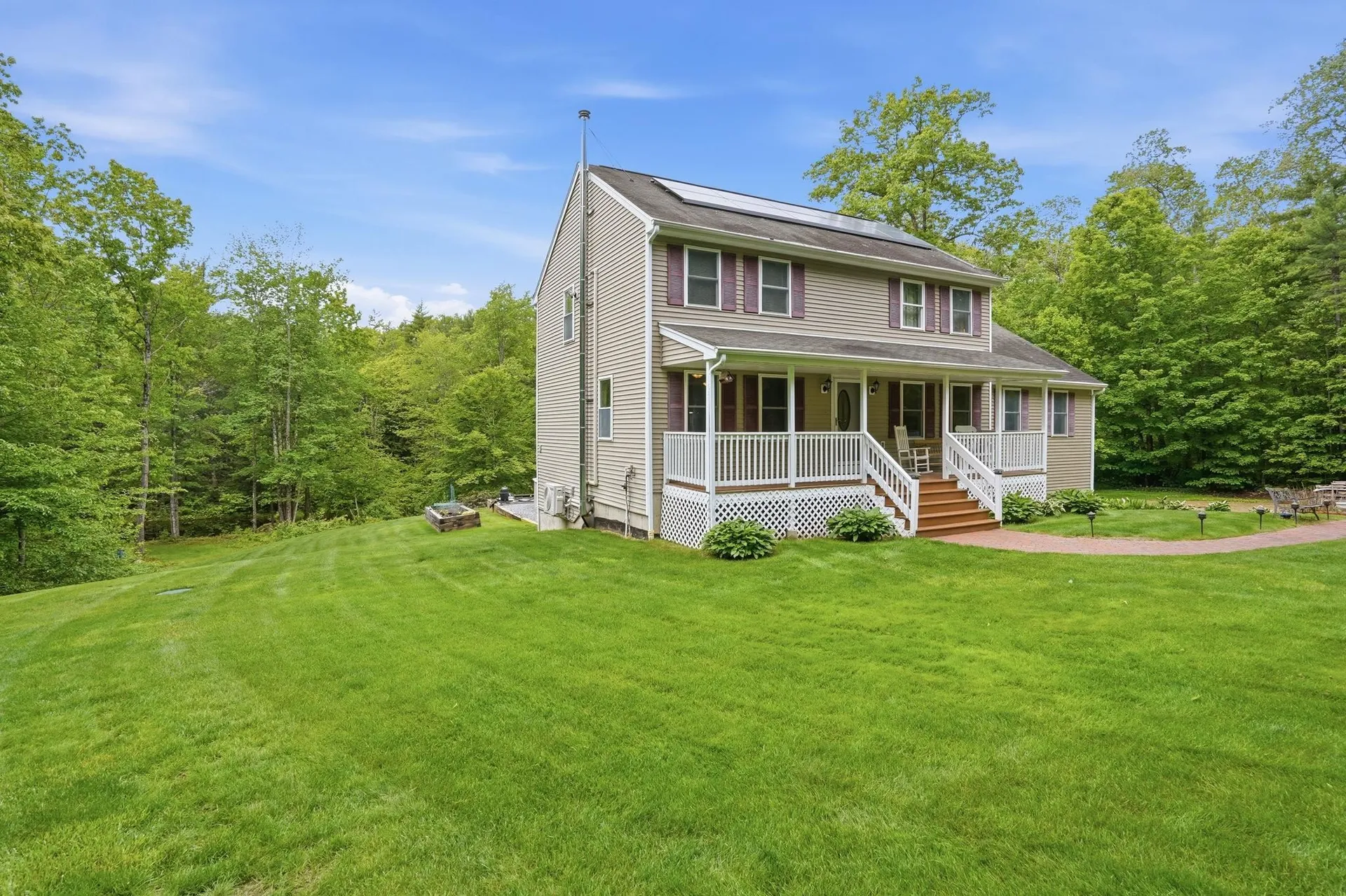 7077 Shaker Road Loudon NH 03307