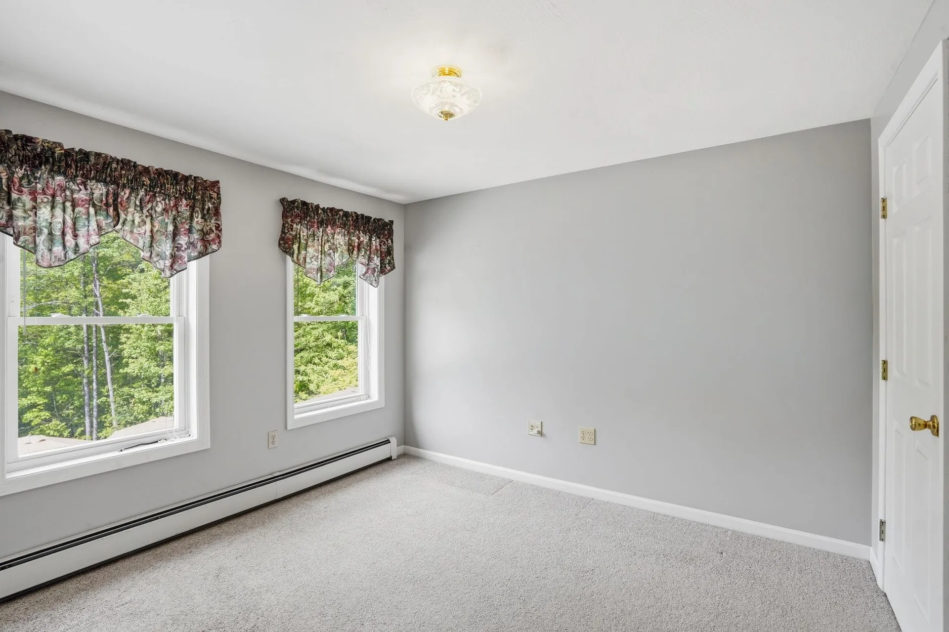 7077 Shaker Road Loudon NH 03307