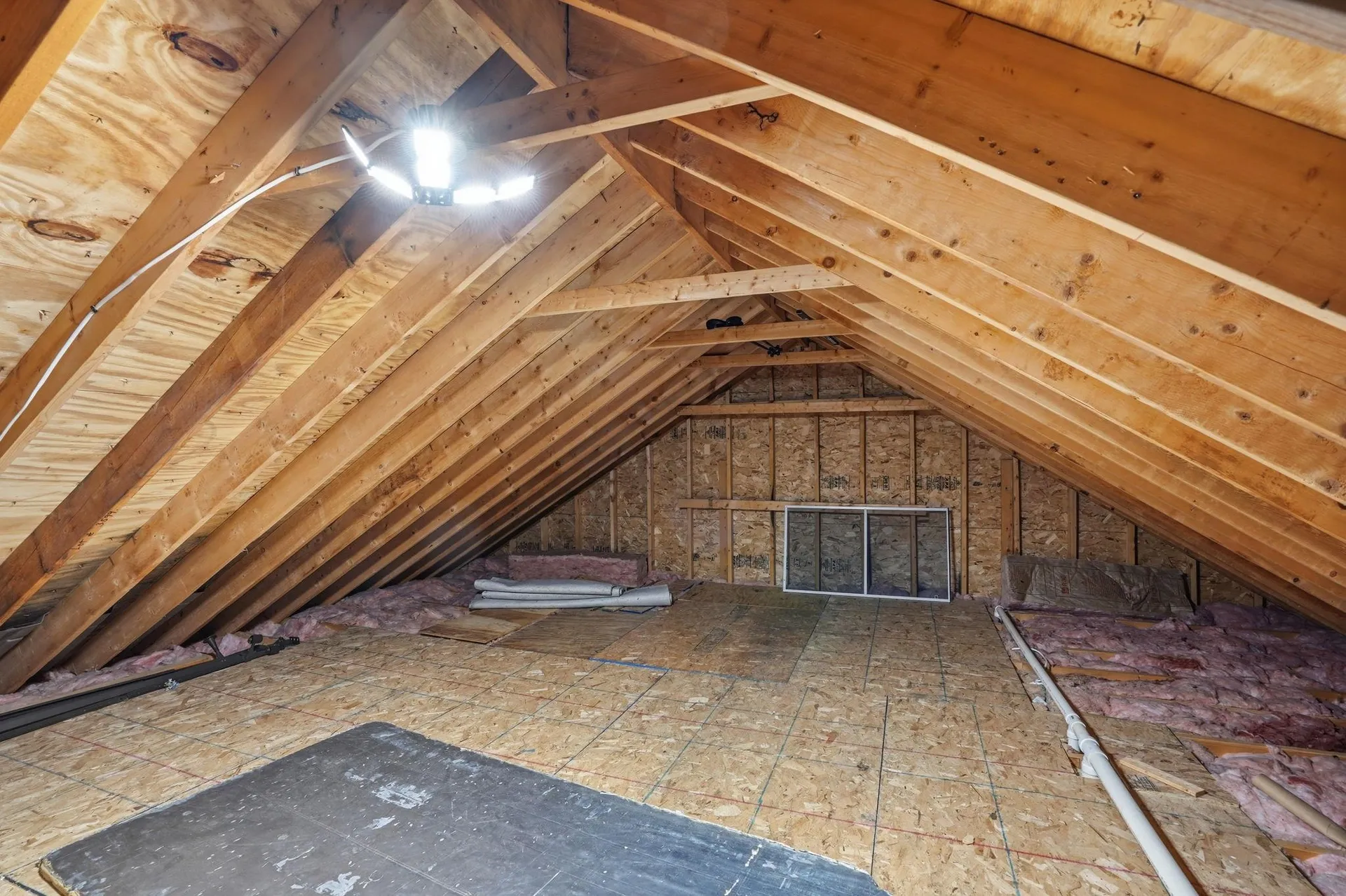 7077 Shaker Road Loudon NH 03307