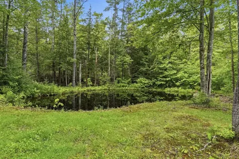 7077 Shaker Road Loudon NH 03307