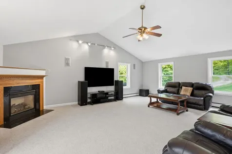 7077 Shaker Road Loudon NH 03307
