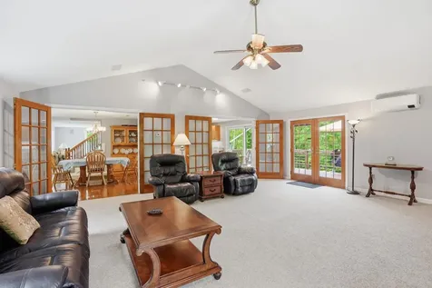7077 Shaker Road Loudon NH 03307