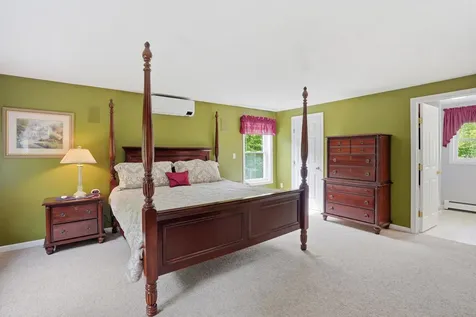 7077 Shaker Road Loudon NH 03307