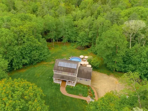 7077 Shaker Road Loudon NH 03307