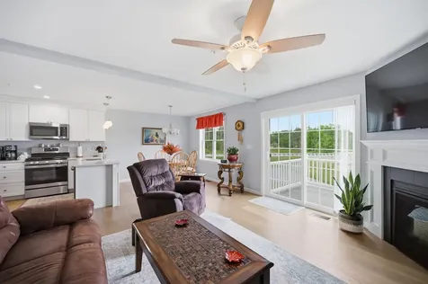 4 Autumn Lane Raymond NH 03077