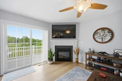 4 Autumn Lane Raymond NH 03077