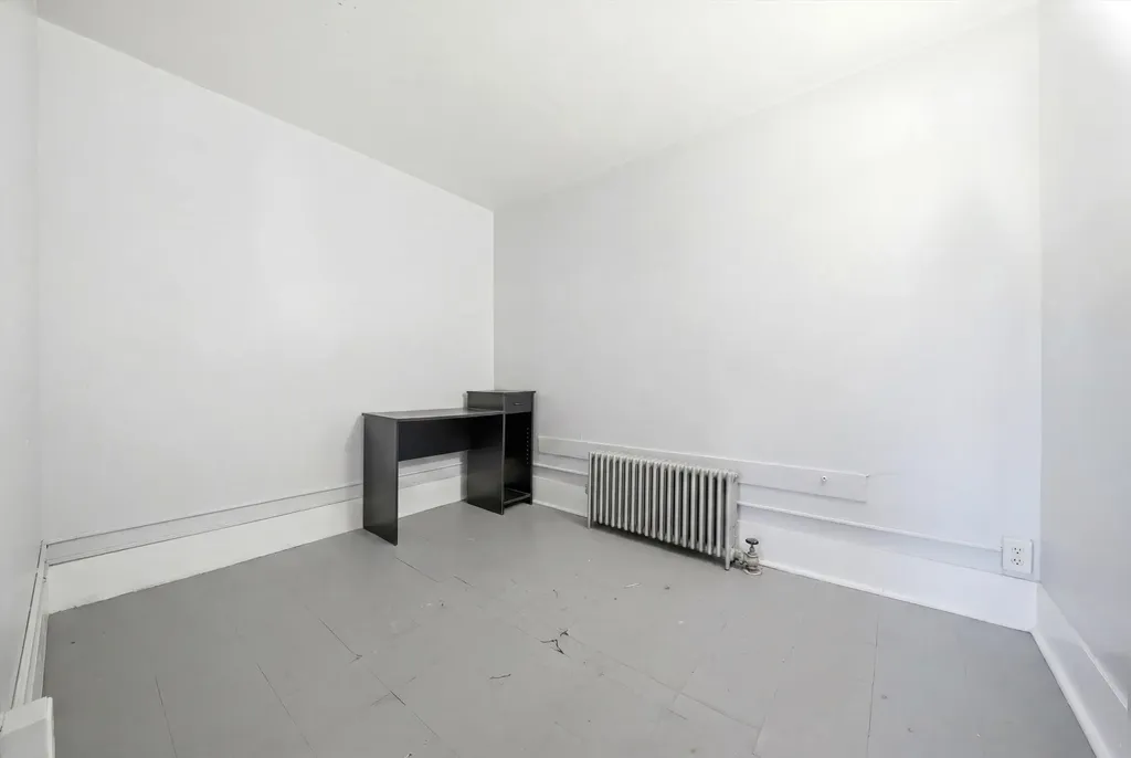 26 Center Street Walpole NH 03609-1710