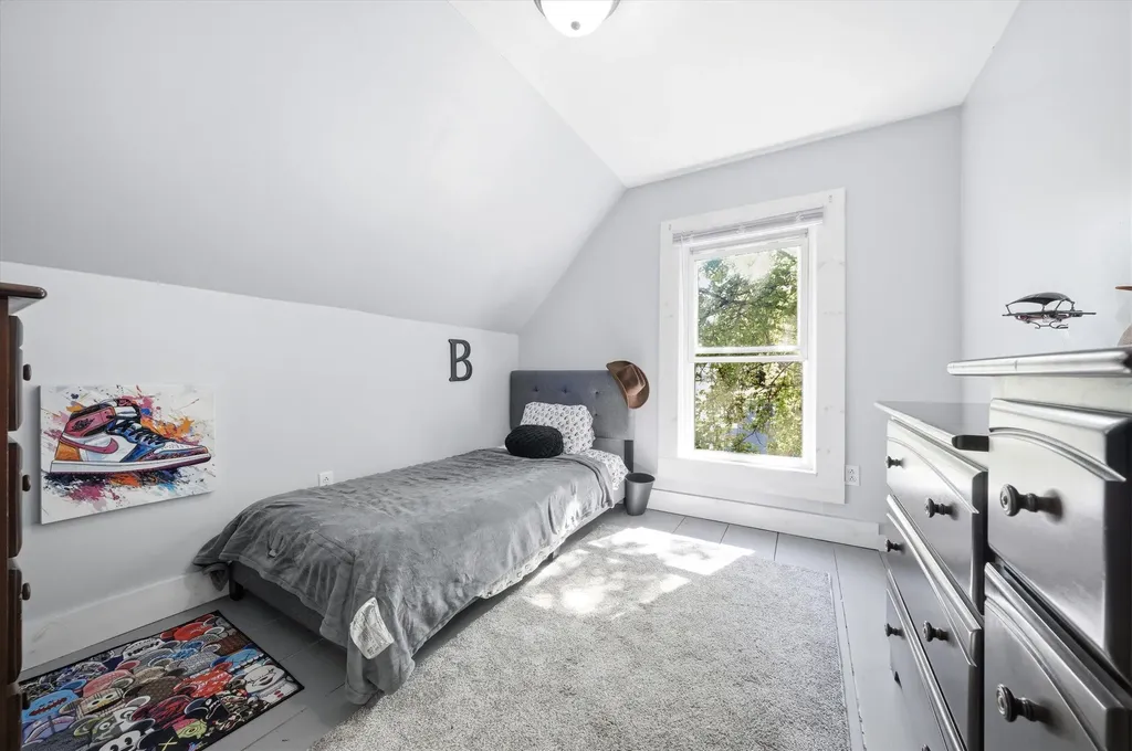 26 Center Street Walpole NH 03609-1710