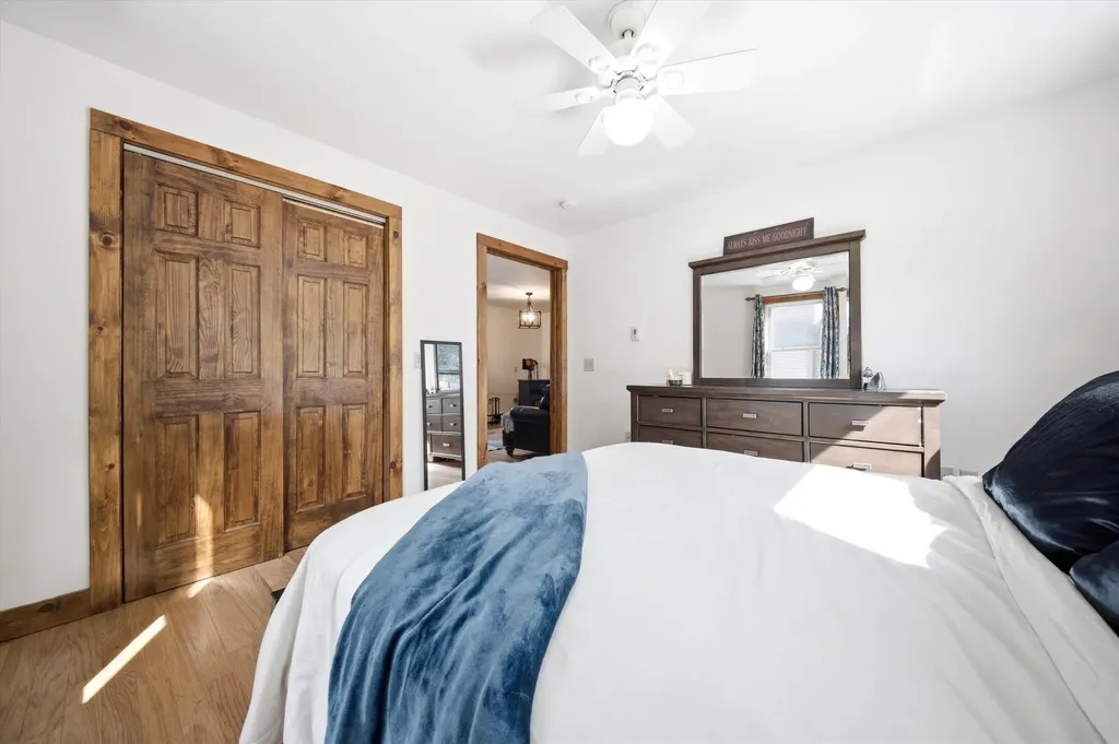 26 Center Street Walpole NH 03609-1710