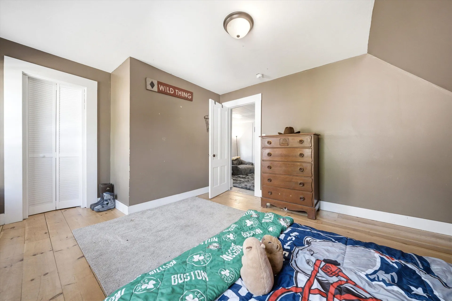 26 Center Street Walpole NH 03609-1710