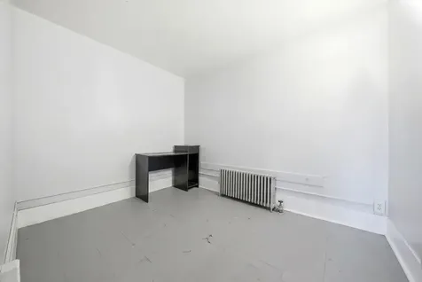 26 Center Street Walpole NH 03609-1710