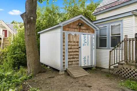 26 Center Street Walpole NH 03609-1710