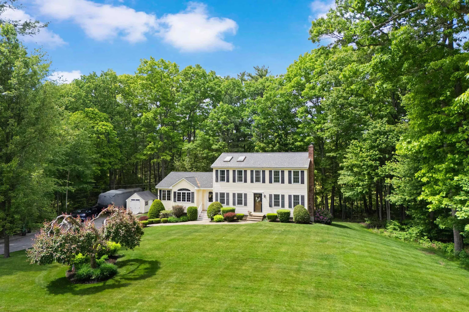 18 Paul Avenue Derry NH 03038
