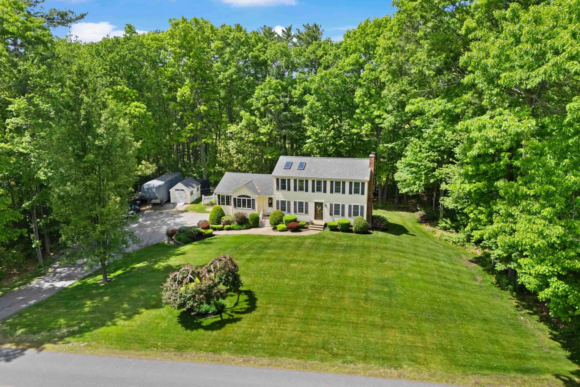 18 Paul Avenue Derry NH 03038