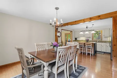 18 Paul Avenue Derry NH 03038