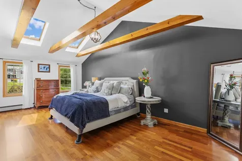 18 Paul Avenue Derry NH 03038