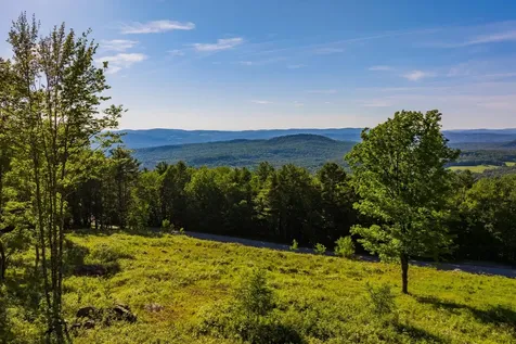 8 Gates Road Hanover NH 03755