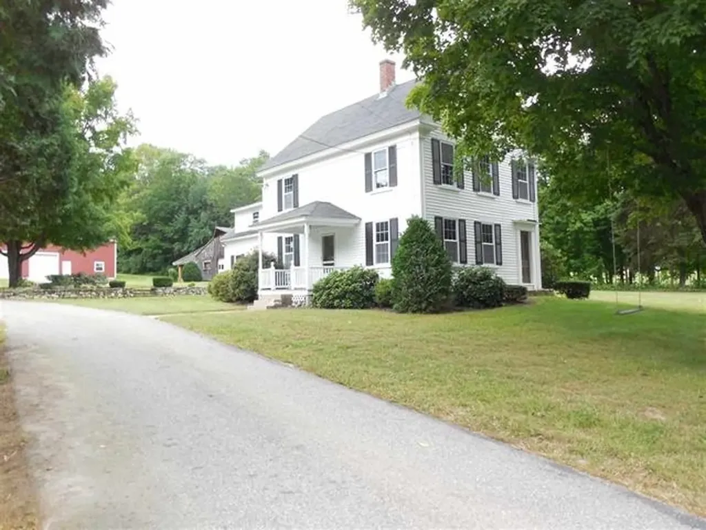 100 Haverhill Road Chester NH 03036