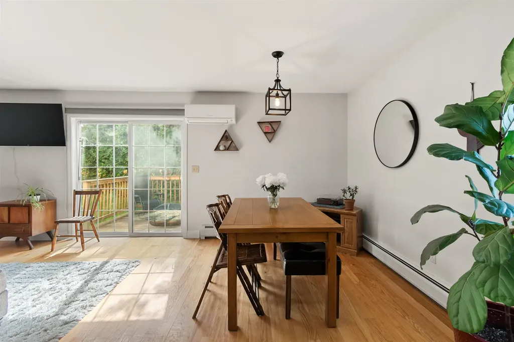 15 Barbara Lane Winooski VT 05404