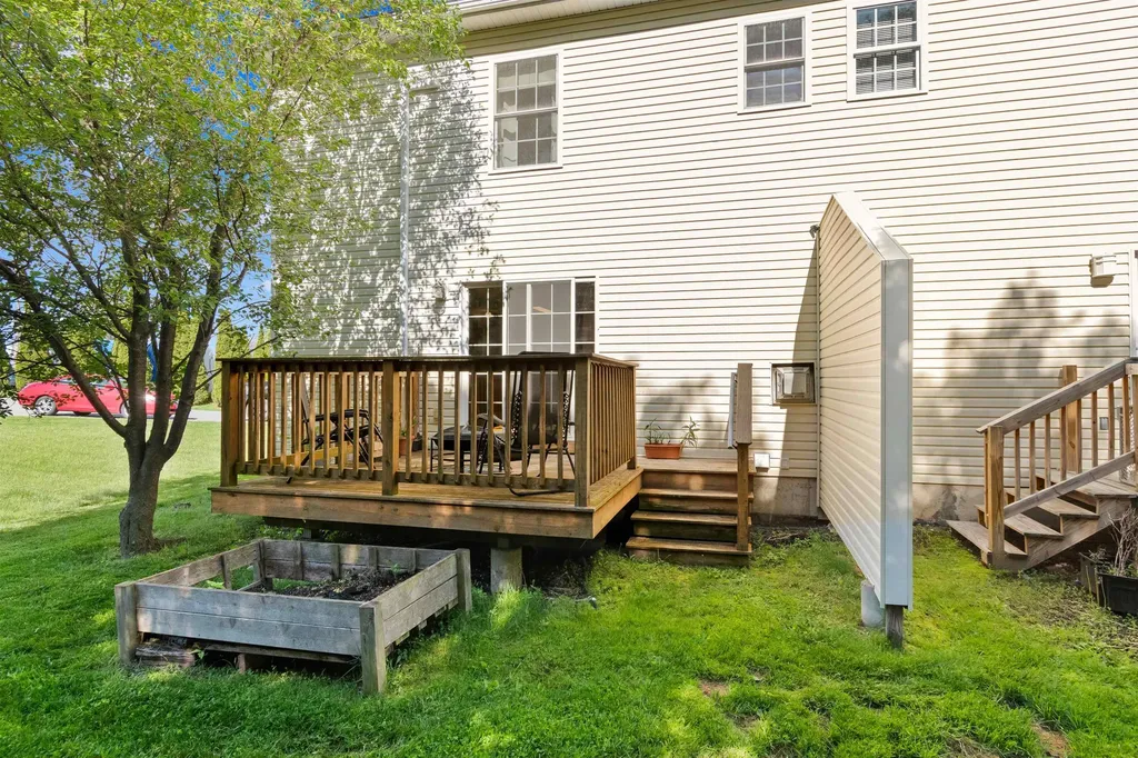 15 Barbara Lane Winooski VT 05404