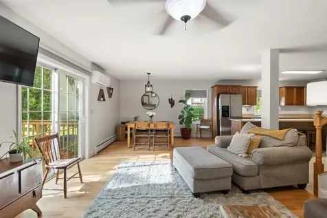 15 Barbara Lane Winooski VT 05404