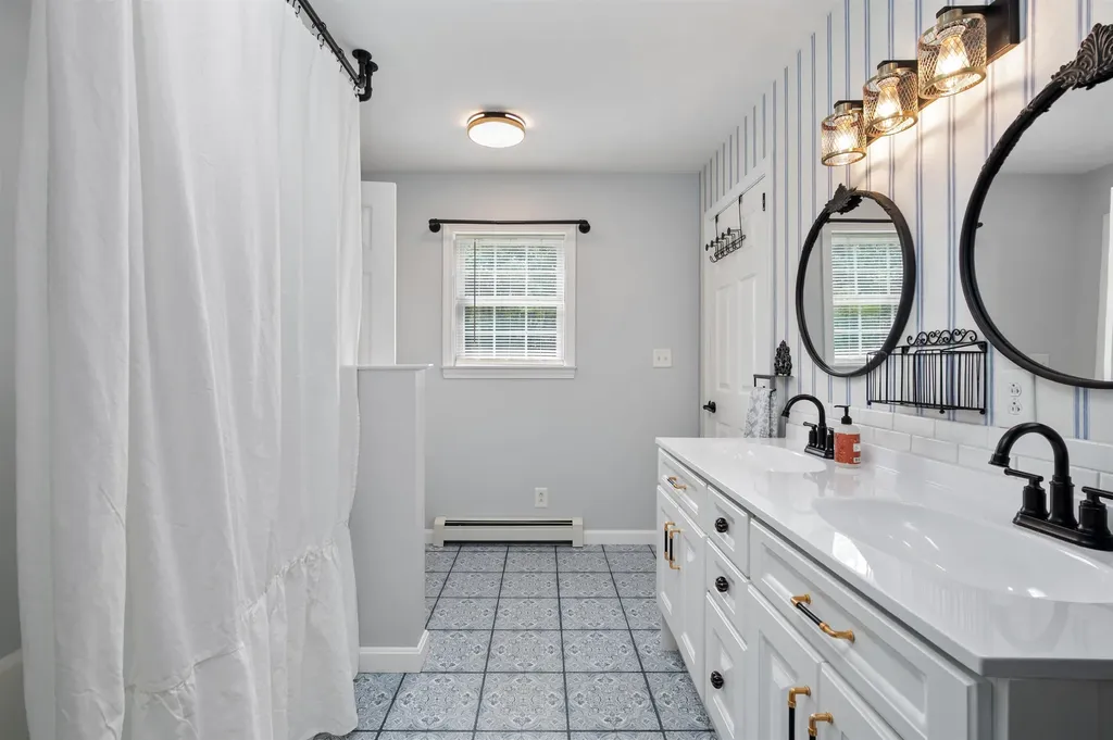 45 Old Prescott Hill Road Laconia NH 03246