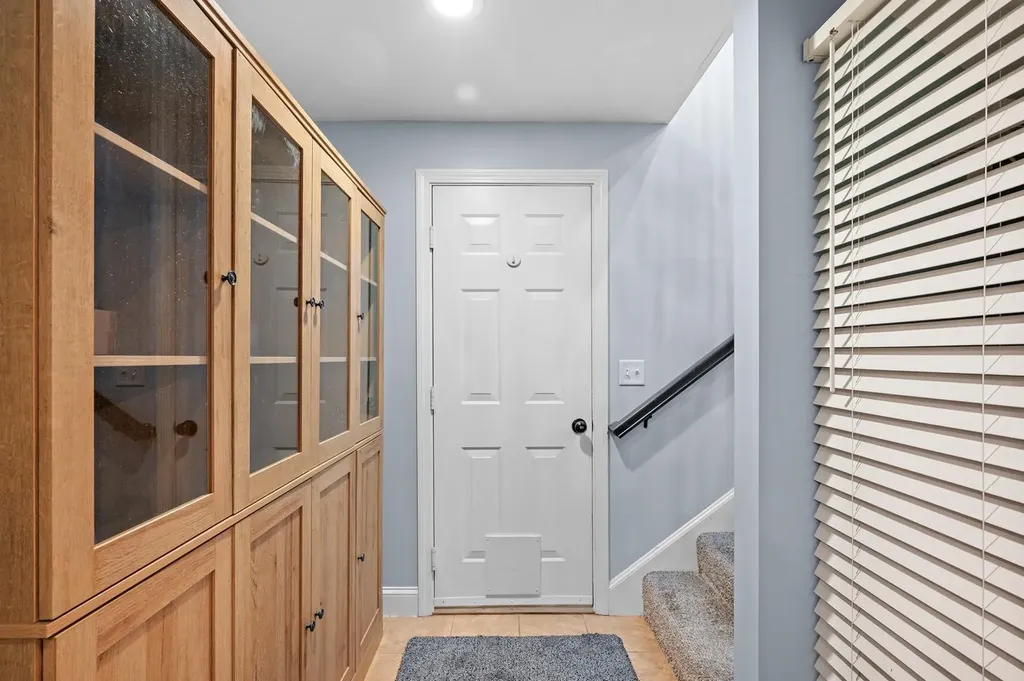 11 Nathaniel Drive Raymond NH 03077