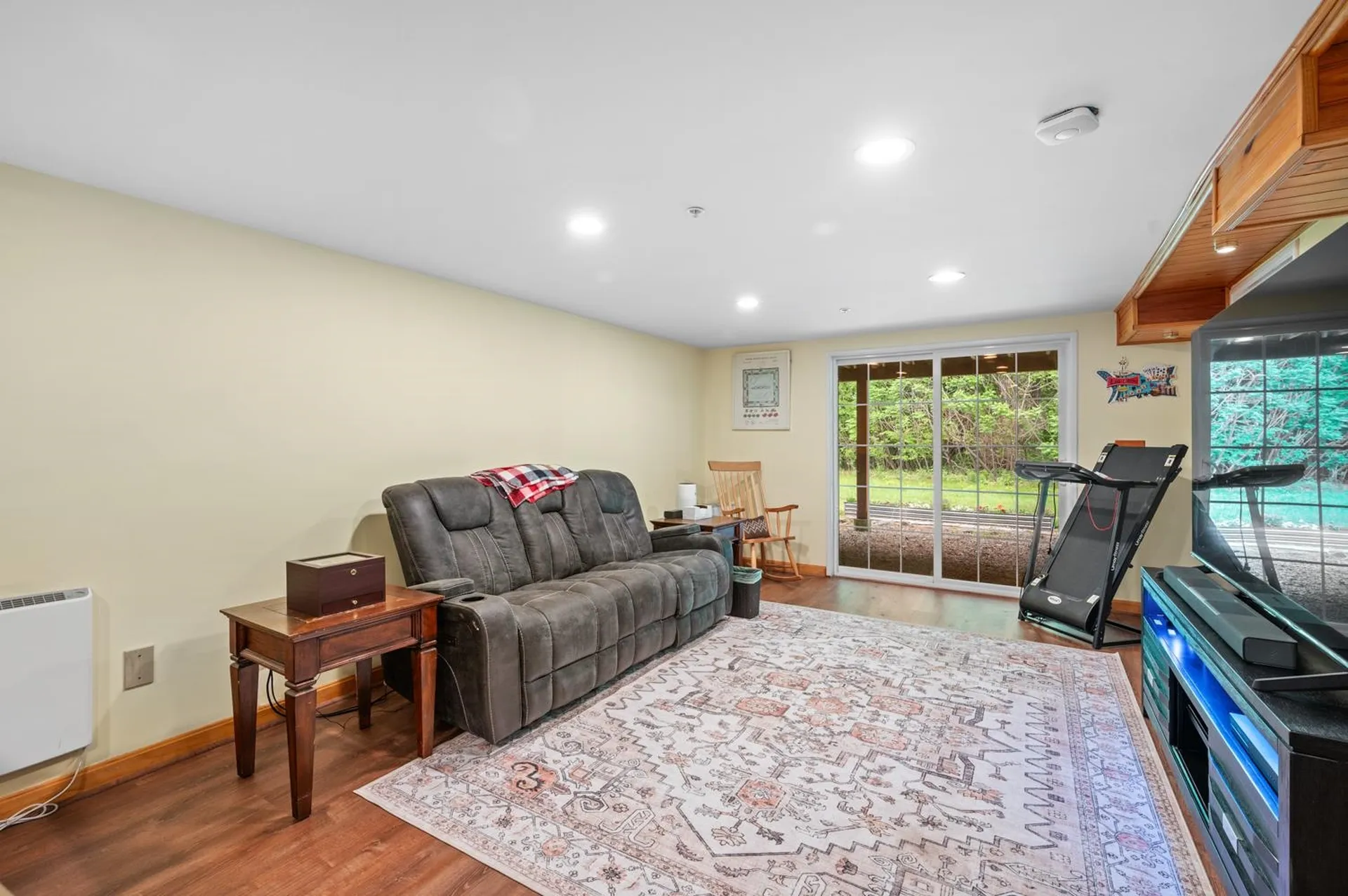 11 Nathaniel Drive Raymond NH 03077