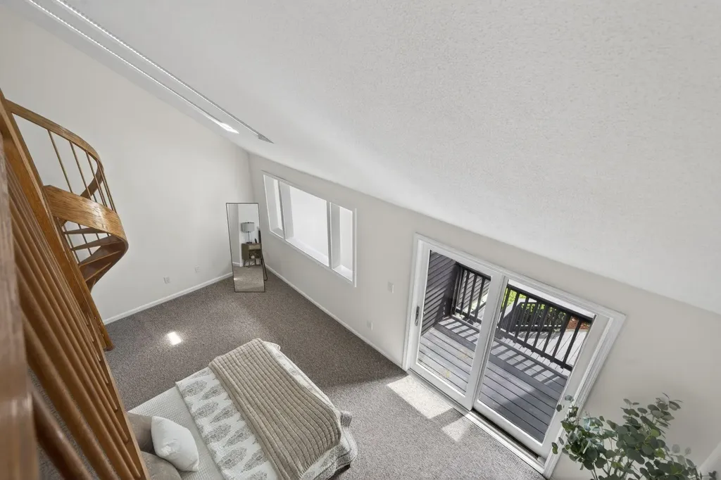 37 Stacey Circle Windham NH 03087
