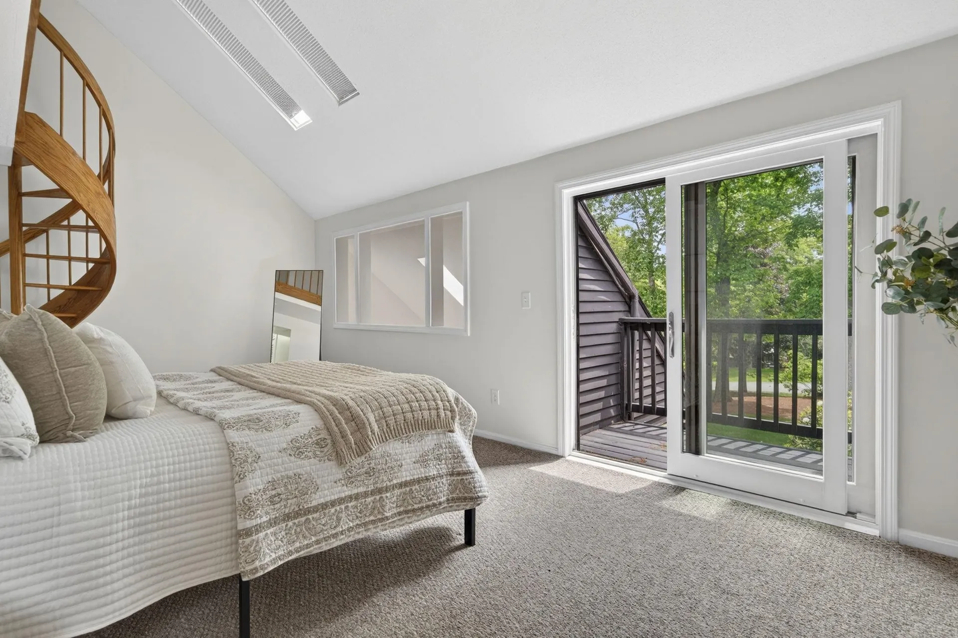 37 Stacey Circle Windham NH 03087