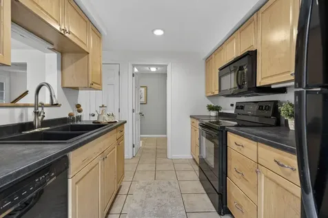 37 Stacey Circle Windham NH 03087