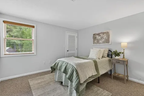 37 Stacey Circle Windham NH 03087