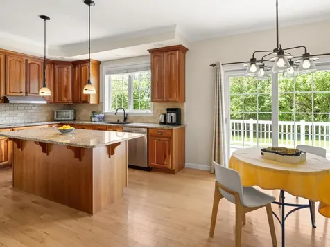 187 Four Sisters Road South Burlington VT 05403