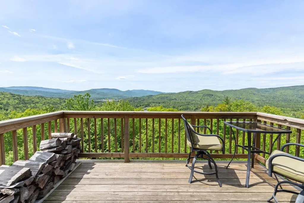 178 Pinnacle Road Campton NH 03223
