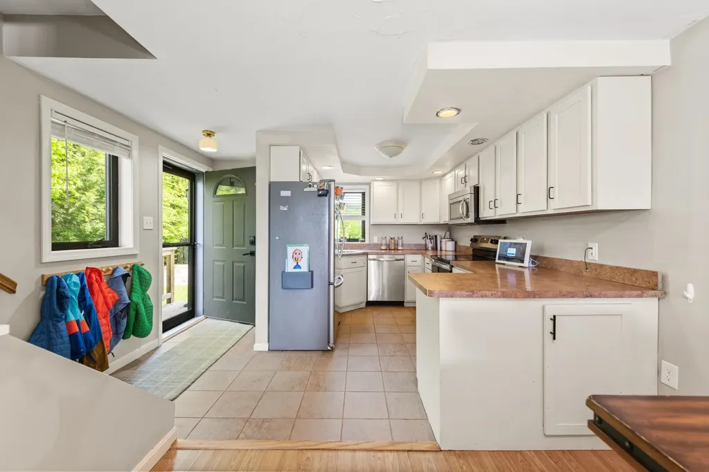 178 Pinnacle Road Campton NH 03223